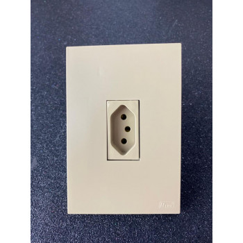 Conjunto Tomada 10a Vertical 4x2 - RECTA Areia Satin Fosco Conjunto Tomada 10a Vertical 4x2 - RECTA Areia Satin Fosco